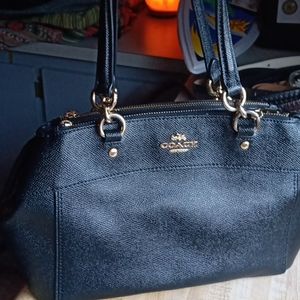 Beautiful Coach crossbody purse